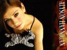 Alyson Hannigan Image