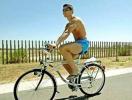 Cristiano Ronaldo again on cycle Cristiano Ronaldo again on cycle