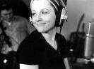 Cute looking Dolores O Riordan