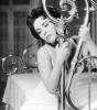 Elizabeth Taylor Black and white pose