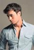 Enrique Iglesias in blue shirt Enrique Iglesias in blue shirt