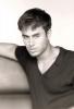 Enrique Iglesias wearing black shirt Enrique Iglesias wearing black shirt