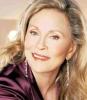 Faye Dunaway Looking Beautiful