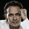 Marc Anthony glasses pic
