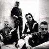 Posing U2