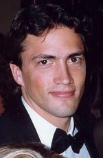andrew shue