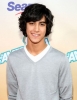avan jogia image2