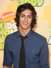 avan jogia img