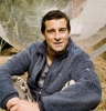bear grylls image
