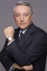 bob gunton pic