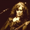 bonnie raitt photo1