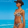 catrinel menghia image4
