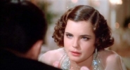 Elizabeth McGovern Biography, P...