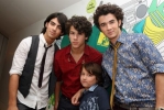 frankie jonas image4