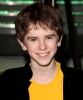 freddie highmore photo2