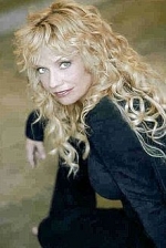 kelli maroney