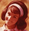 lori saunders photo1
