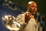 lovie smith picture