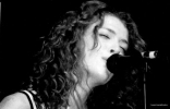 melissa auf der maur photo