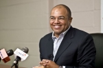mike tirico photo1