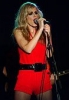 monet mazur picture3