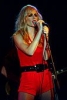 monet mazur picture4