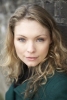 myanna buring picture1