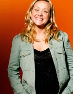 Nicole Sullivan Biography, Pict...
