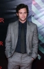penn badgley image2