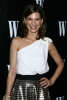 perrey reeves img