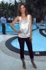 perrey reeves picture3