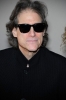 richard lewis photo1
