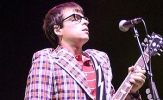 rivers cuomo image3