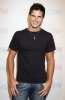 robbie amell img