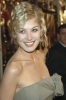 rosamund pike picture4