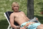 ryan hansen pic1