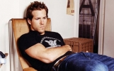ryan reynolds image