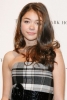 sarah hyland picture
