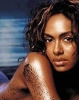 shakara ledard image3