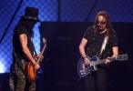 slash photo slash photo