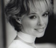 Tami Stronach Biography, Pictur...