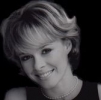 Tami Stronach Biography, Pictur...