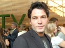 tim rozon picture2