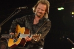 travis tritt image travis tritt image