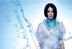 tugce kazaz img