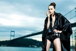 tugce kazaz photo