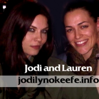 Jodi Lyn O'Keefe Biography, Pictures, Images, Videos - FamousWhy